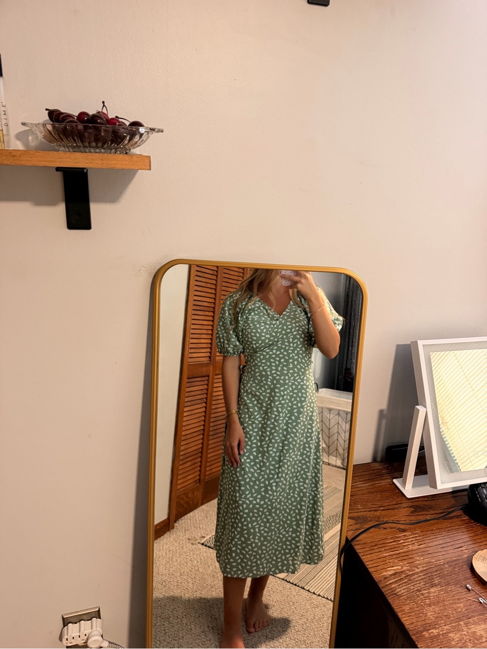 SHEIN Green V-Neck Puff Sleeve Midi Dress with White Ditsy Print